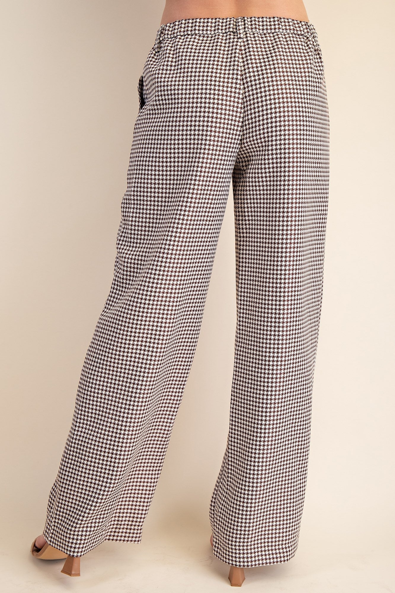 Brown Houndstooth Two-Piece Set – Sleeveless Top & Wide Leg Pants