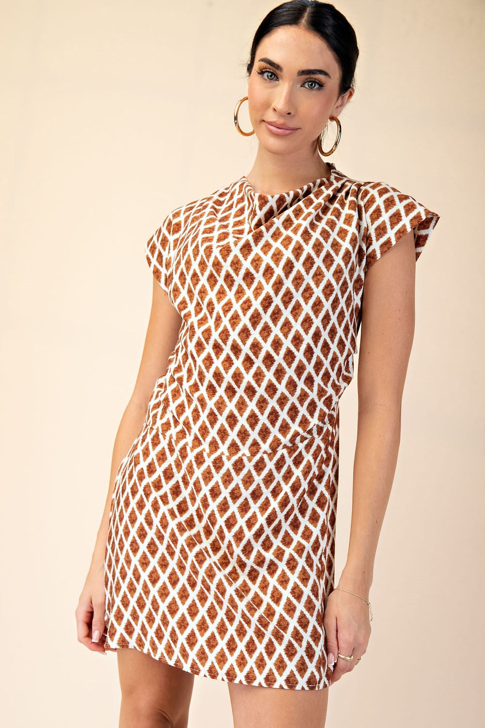 Diamond Days Mini – Brown Ruched Short Dress