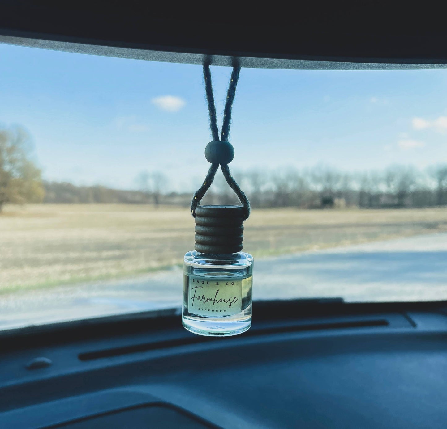 AromaSwing Car Diffuser