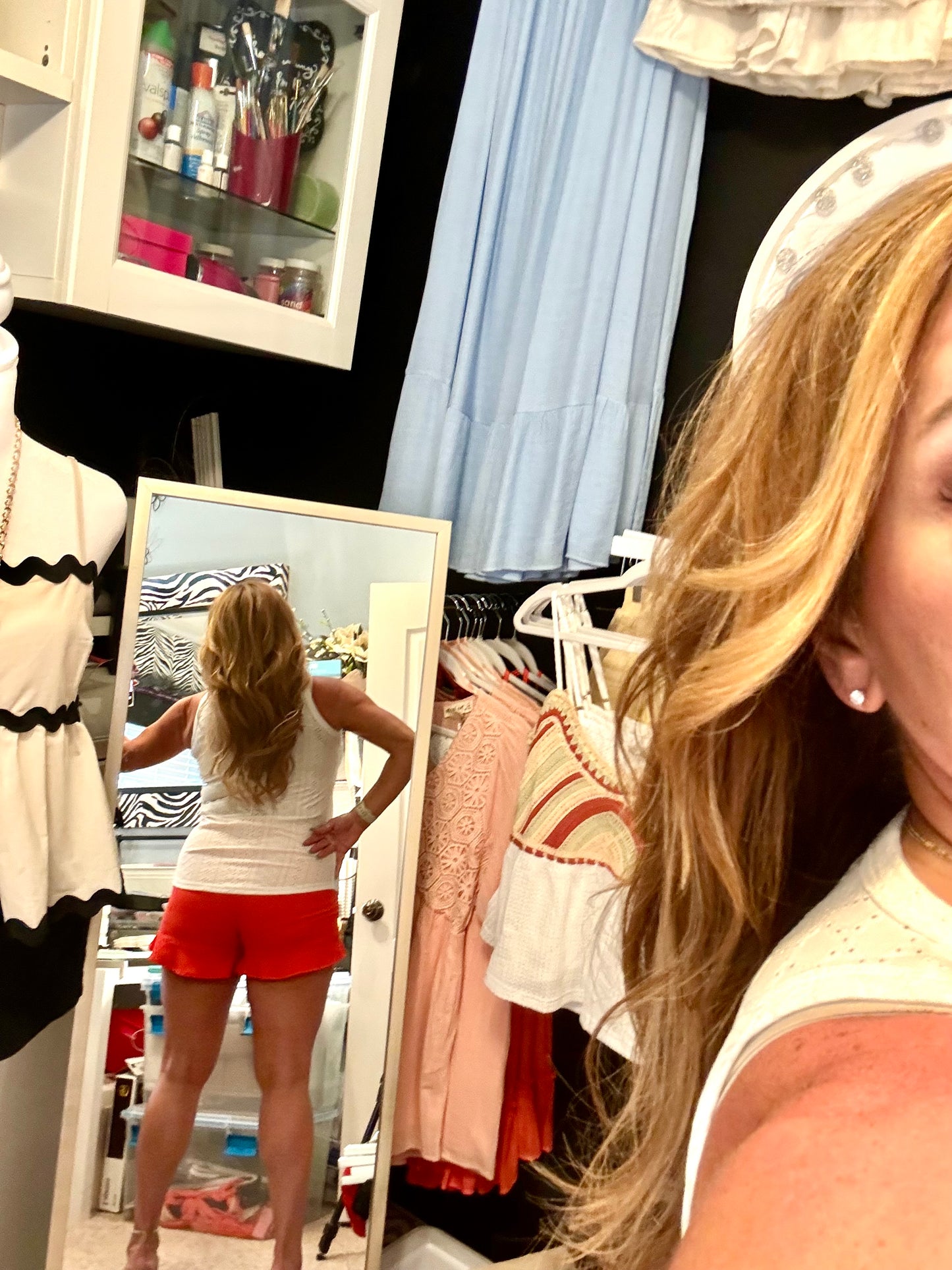 Pure Breeze Eyelet V-Neck Tank