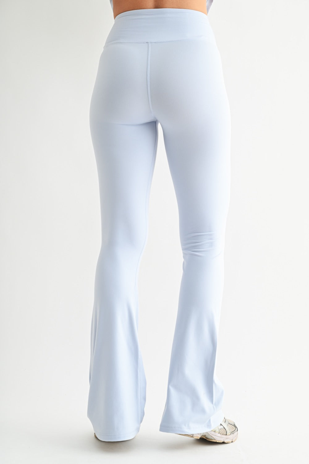 Venice Crossover Yoga Pants – Halogen Blue