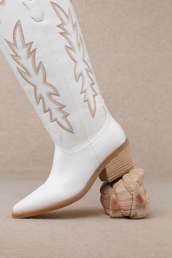 Indigo Western Cowgirl Boots – Ivory