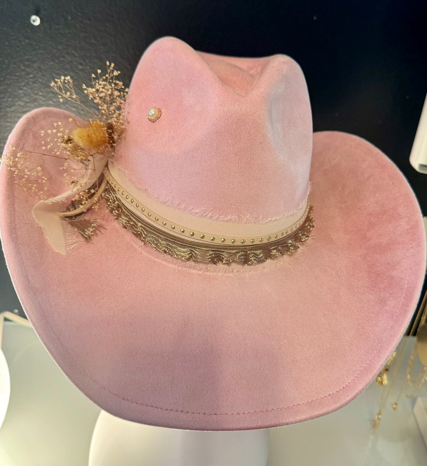 Blush Prairie Bloom Hat