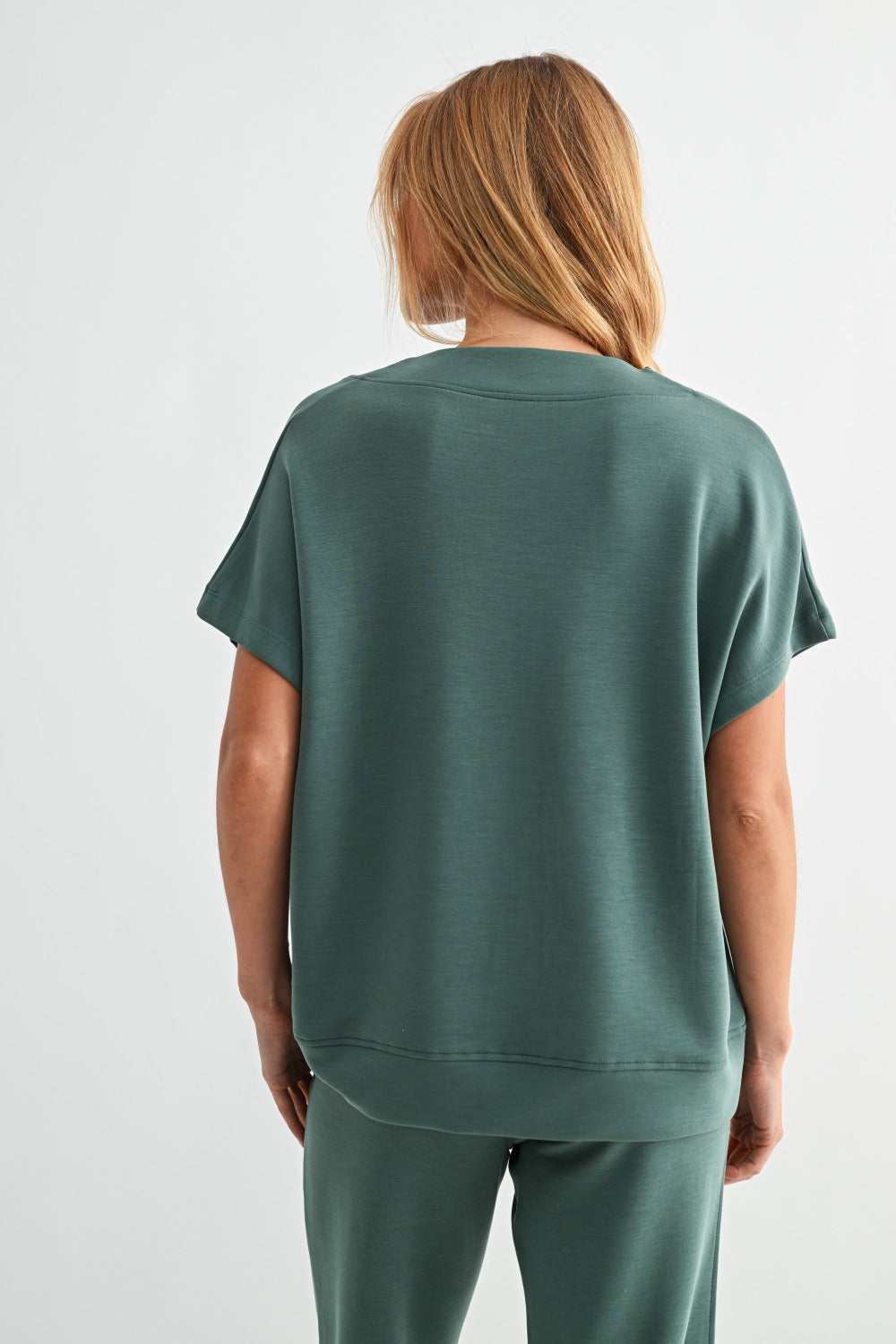 Laguna Luxe Set – Silky Pine | Two-Piece Lounge Set