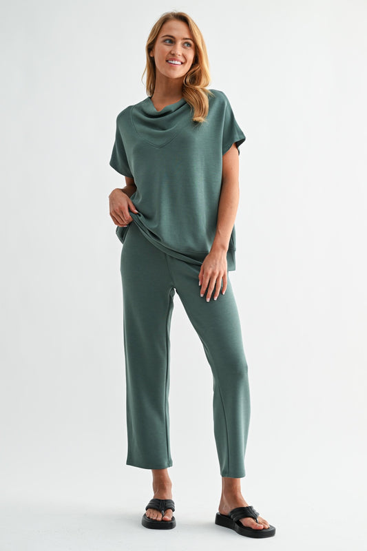 Laguna Luxe Set – Silky Pine | Two-Piece Lounge Set