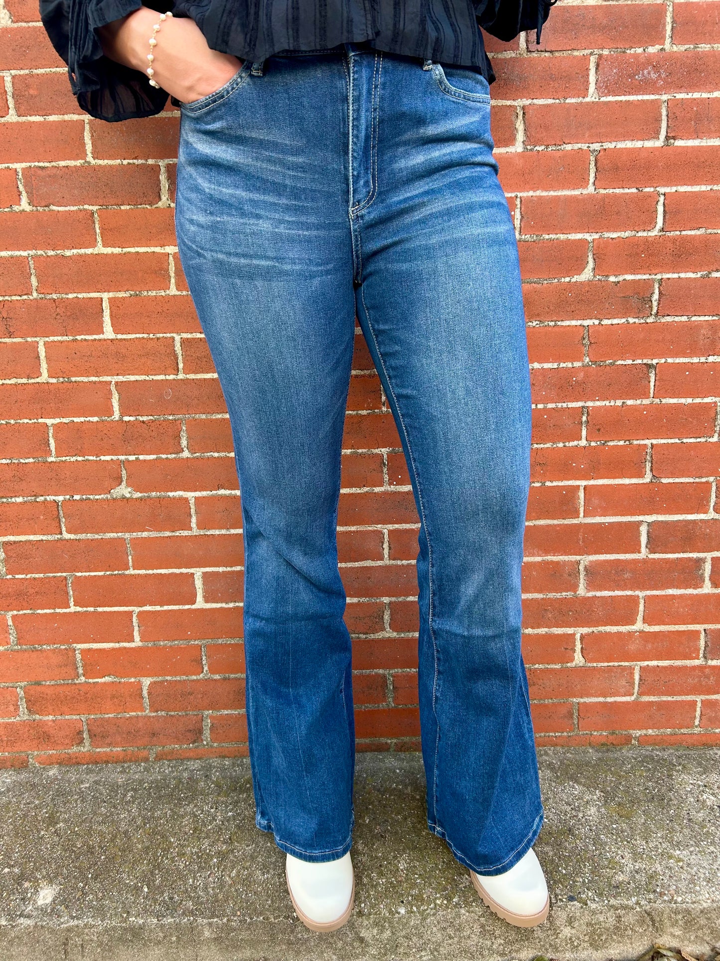 Hudson High Rise Flare Jeans – Medium Wash